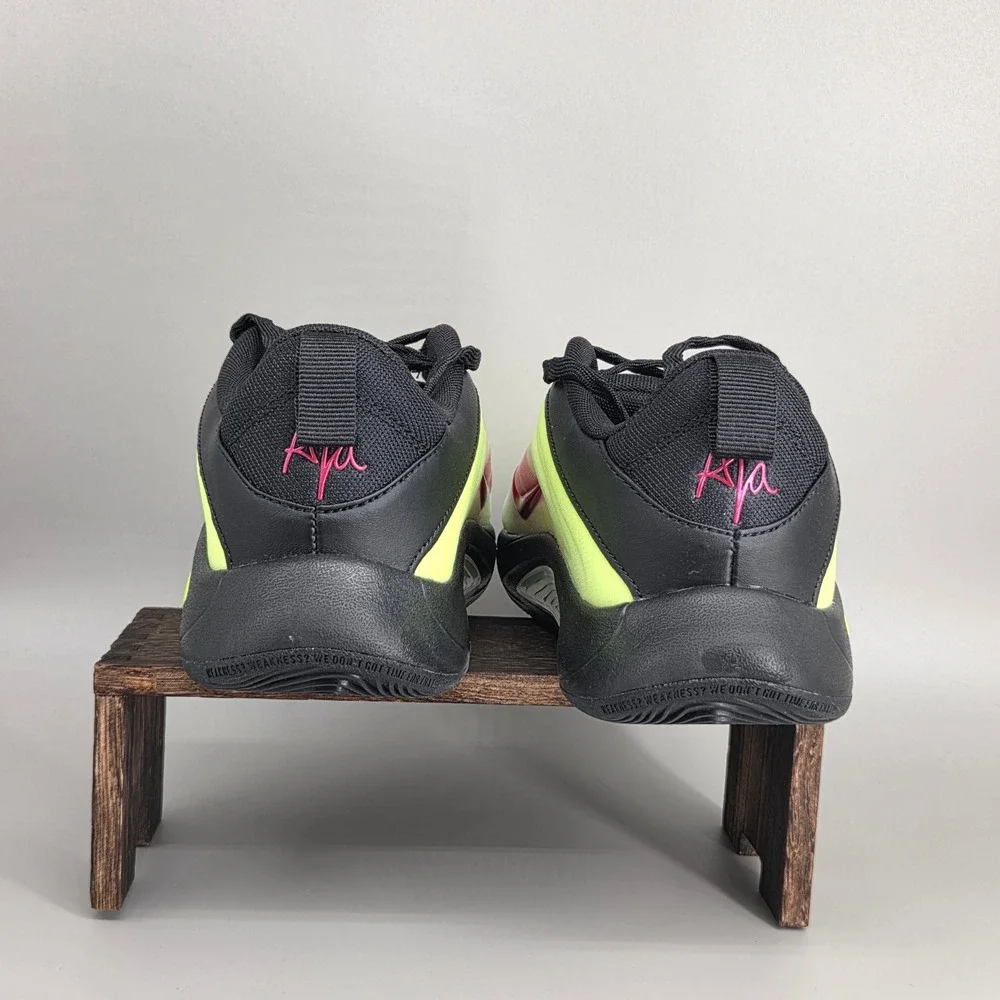 Nike A'One SE GS Basketball Shoes Youth 5.5Y Black Hyper Pink Volt HQ2294-001